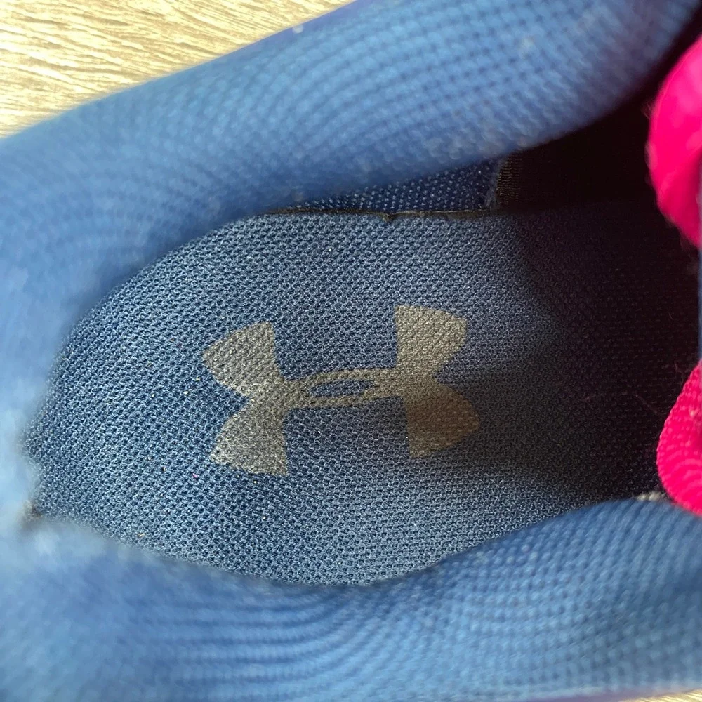 Under Armour Assert 6 Running Shoes Kids Size 4.5Y Pink Navy Blue 1266320-652